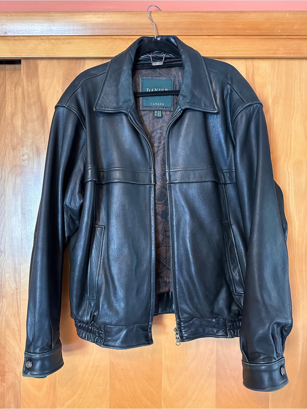 Vintage Danier Black Leather Bomber Jacket - Men's